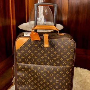 LOUIS VUITTON ROLLING LUGGAGE PEGASE 55CM | CERTIFICATE OF AUTHENTICITY INCLUDED